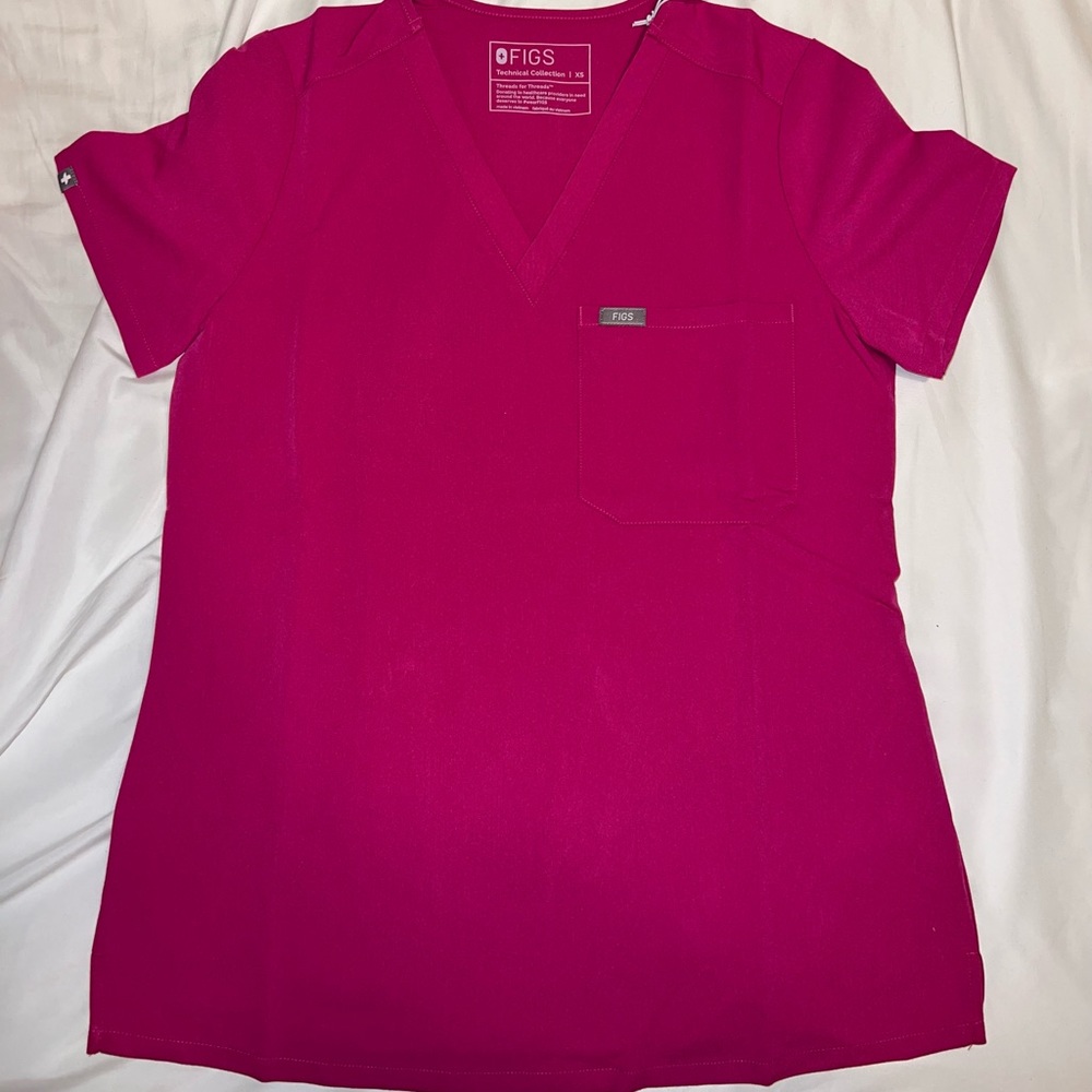 FIGS Catarina One Pocket Scrub Top